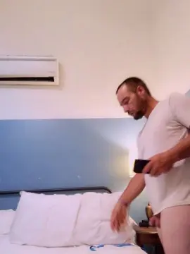 Cam4 Free Porn Cam of EllisD