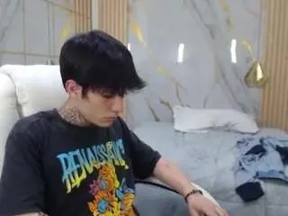 Camsoda Live Sex Cam of iantwink18