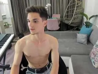 Camsoda Nude Webcam of johnnykeyton8