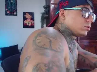 Camsoda Live Sex Cam of maxstron111