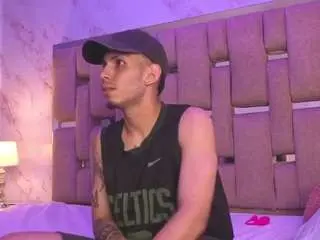 Camsoda Free Porn Cam of romeoandjulietta