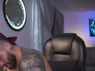 Camsoda Nude Webcam of frankfarrell