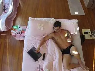 Camsoda Free Live Porn of voyeurcam-celticiron-01