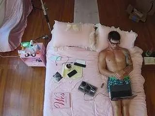 Camsoda Free Live Porn of voyeurcam-celticiron-01