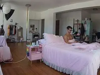 Camsoda Adult Webcam of voyeurcam-celticiron-02