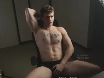 Chaturbate Live Sex Cam of mickey_pict