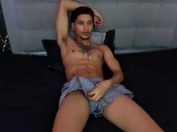 Chaturbate Nude Webcam of owen_blaze3