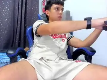 Chaturbate Live Sex Cam of the_skinnyguys