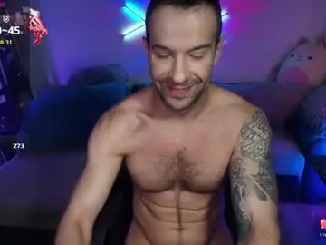 Chaturbate Adult Video Chat of ilyafriend