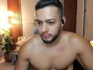 Chaturbate Live Sex Cam of j_calix