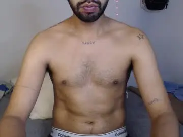 Chaturbate Sex Chat of adrian_falcon