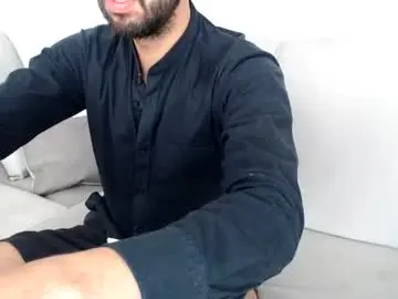 Chaturbate Live Porn of adrian_falcon