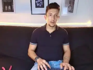 Chaturbate Sex Chat of maykol_victoria