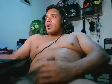 Chaturbate Nude Webcam of mryellowfever