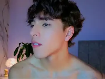 Chaturbate Nude Webcam of michaell_peters