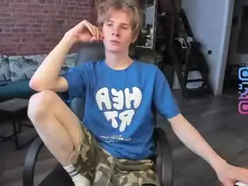 Chaturbate Live Sex Cam of tim_milll