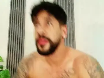 Chaturbate Live Sex Cam of petesevans_1