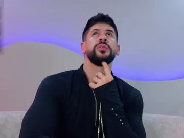Chaturbate Best live sex cam show of petesevans_1