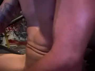 Chaturbate Free Live Porn of howbowdadareboy33
