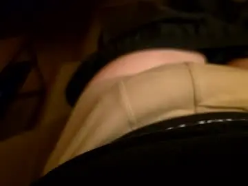 Chaturbate Watch Live Sex Cams of biglolli1