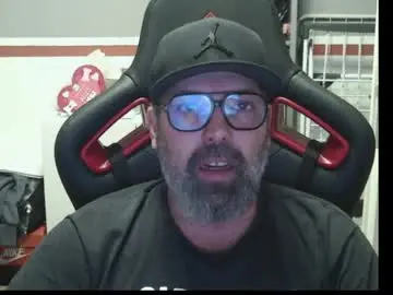 Chaturbate Free Porn Cam of womenizzeer