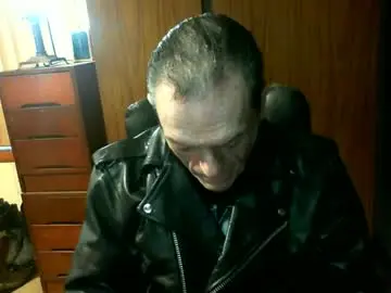 Chaturbate Free Porn Cam of leathergreaser