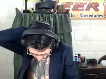 Chaturbate Adult Webcams of miguel__98