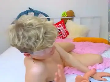 Chaturbate Best live sex cam show of landel_boy