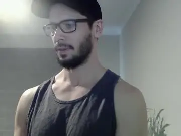 Chaturbate Live Sex Cam of ryan_chatter