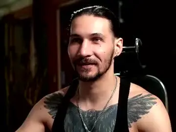 Chaturbate Live Sex Cam of dl_raven