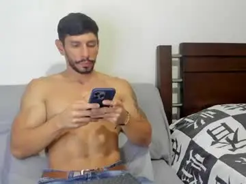 Chaturbate Watch Live Sex Cams of kevin_malone22