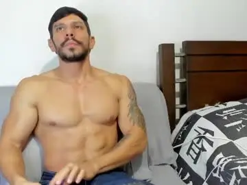 Chaturbate Free Porn Cam of kevin_malone22