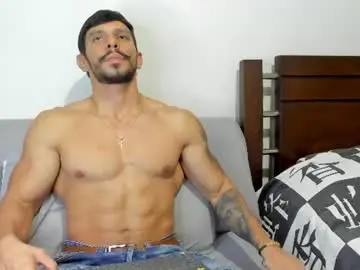 Chaturbate Live Sex Cam of kevin_malone22
