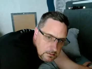 Chaturbate Private Sex Chat of wirzwei8883