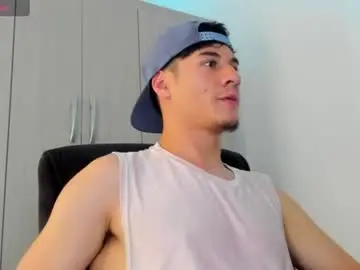 Chaturbate Nude Webcam of dominic_radccliffe