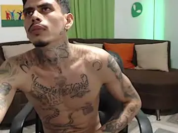 Chaturbate Private Sex Chat of alpha_zom