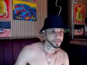 Chaturbate Live Porn of murdockh
