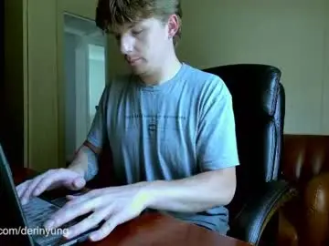 Chaturbate Live Porn of deeyungguy