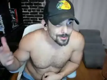Chaturbate Sex Cam of benjibastian