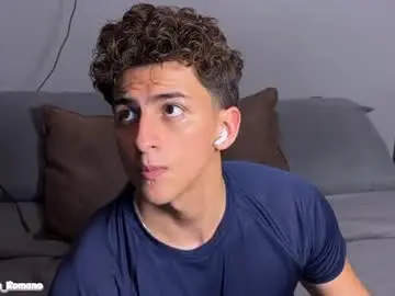 Chaturbate Free Live Porn of salvatore_romanoo