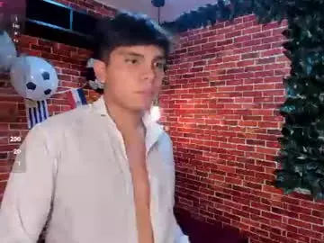Chaturbate Best live sex cam show of thiago_kozak