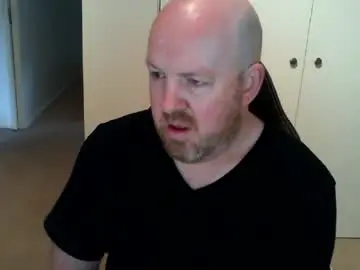 Chaturbate Live Sex Cam of kiwiben45