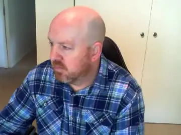 Chaturbate Free Porn Cam of kiwiben45