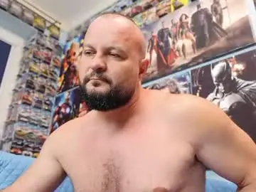 Chaturbate Adult Webcam of muscular_bear