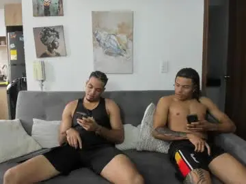 Chaturbate Sex Chat of straight__friends
