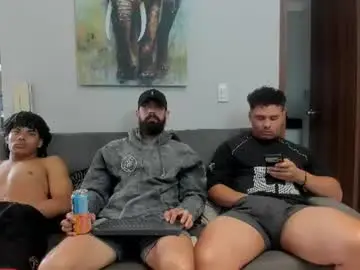 Chaturbate Free Porn Cam of straight__friends