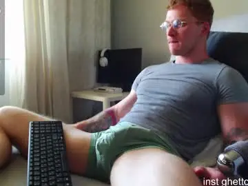 Chaturbate Free Porn Cam of chris_boy37