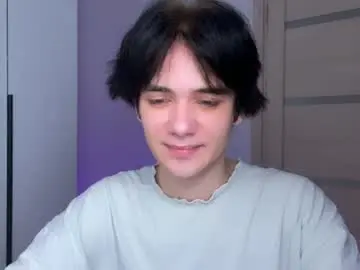 Chaturbate Free Live Porn of zombde32
