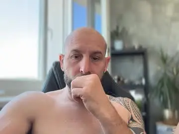 Chaturbate Free Live Porn of tommyx01
