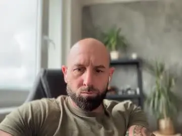 Chaturbate Free Live Porn of tommyx01
